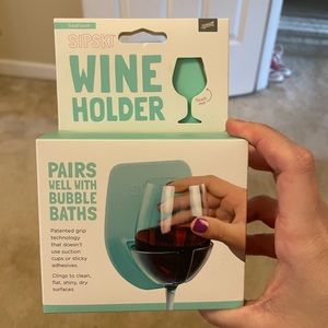 Bathtub Wine glass holder